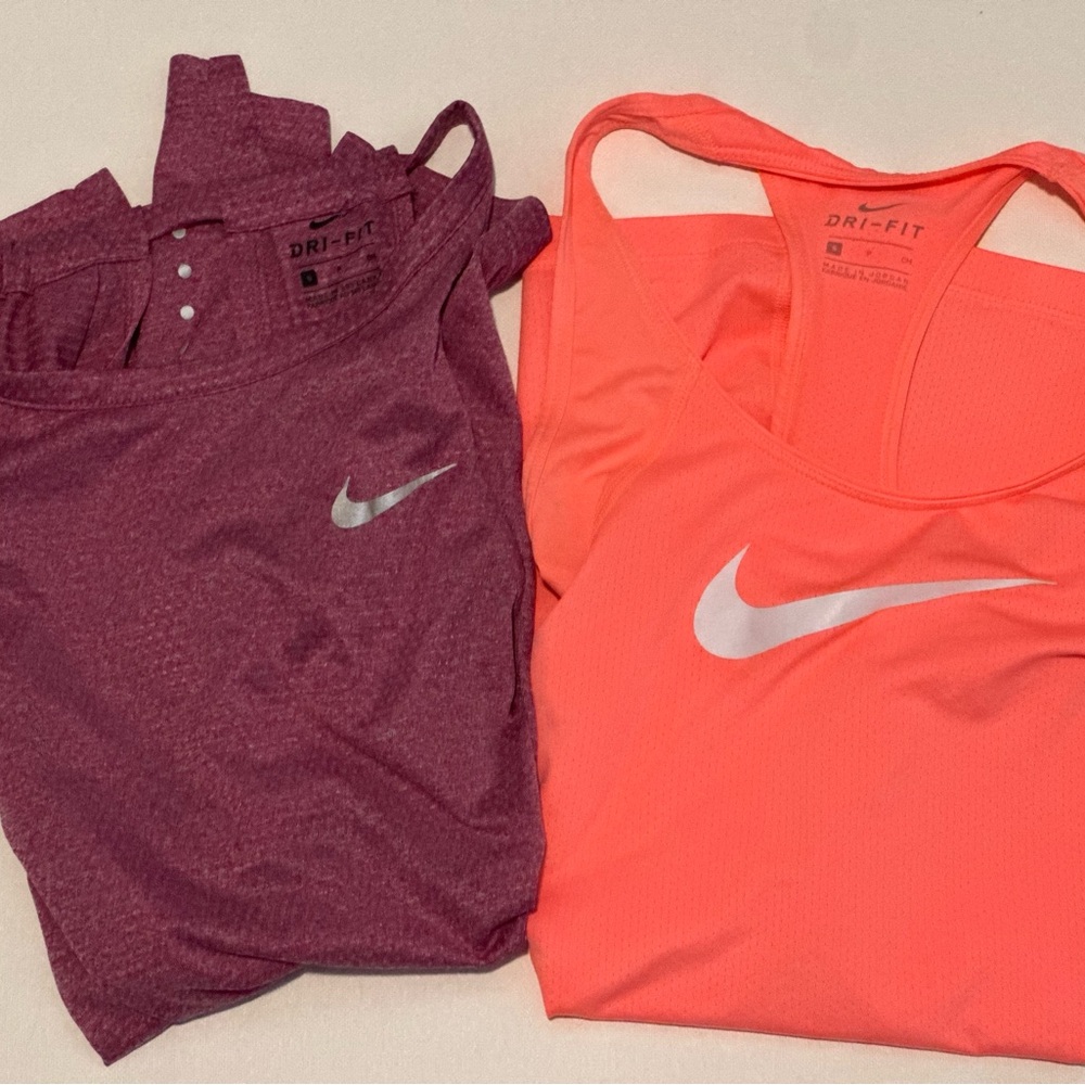 Lot Of 2 Nike Dri-Fit Tank Tops Size S EUC Gym Athleisure Yoga Running Workout